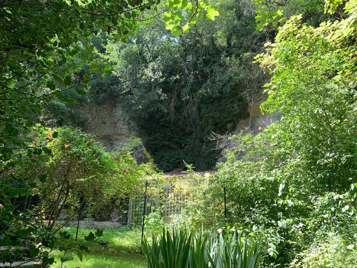 Chalet En Bord De Seine Villa Le Coudray-Montceaux Exteriör bild